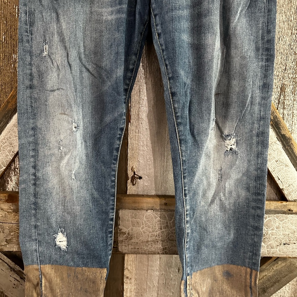 Anthropologie Pilcro and the Letterpress copper bottom distressed jeans. - Picture 10 of 11